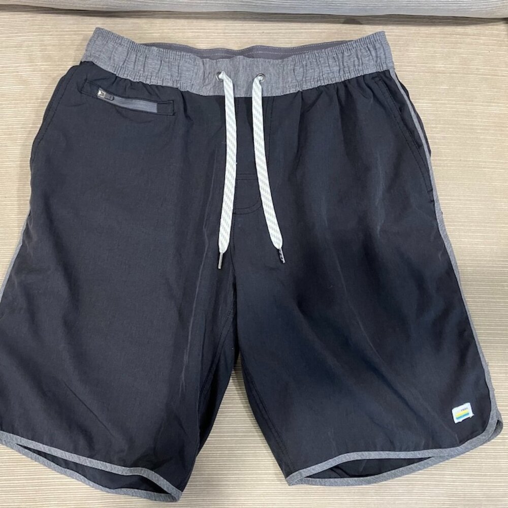 Vuori Banks Short Size S Black 9" Inseam